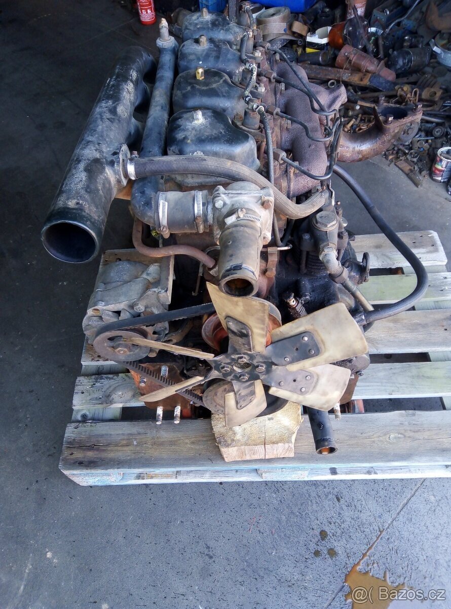 Motor Zetor 7201 kompletné nastrojený. - 2