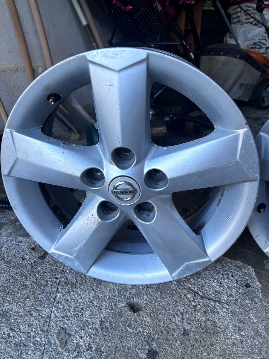 Originální Nissan alu kola - 2