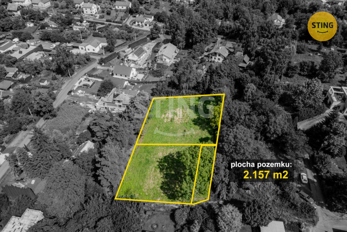 Prodej stavebního pozemku 958 nebo 1033 m2 v Michálk, 133077 - 2