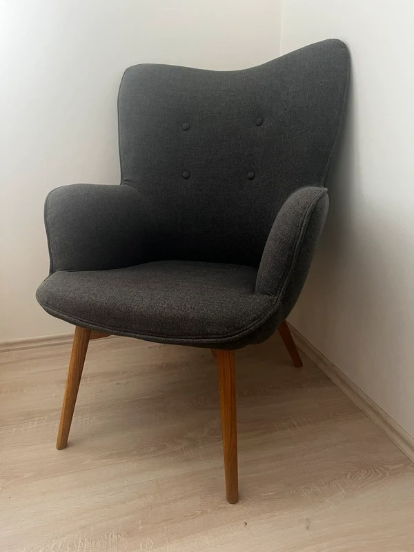 Křeslo s podnožkou - 2