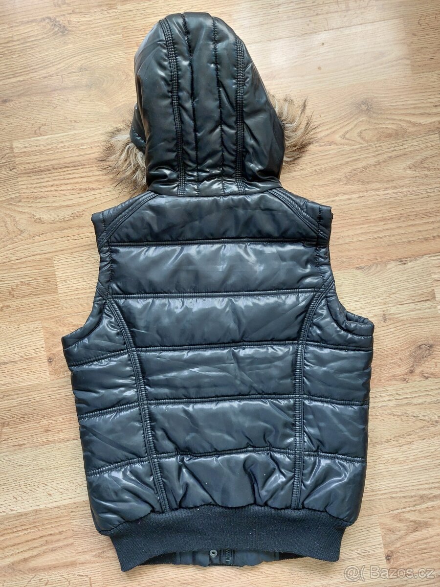 Dámská zimní vesta zn. Cherokke - 2