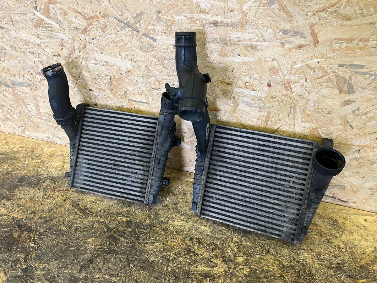 PŘEDNÍ INTERCOOLERY AUDI Q7 4L 3.0 TDI 176/165KW - 2