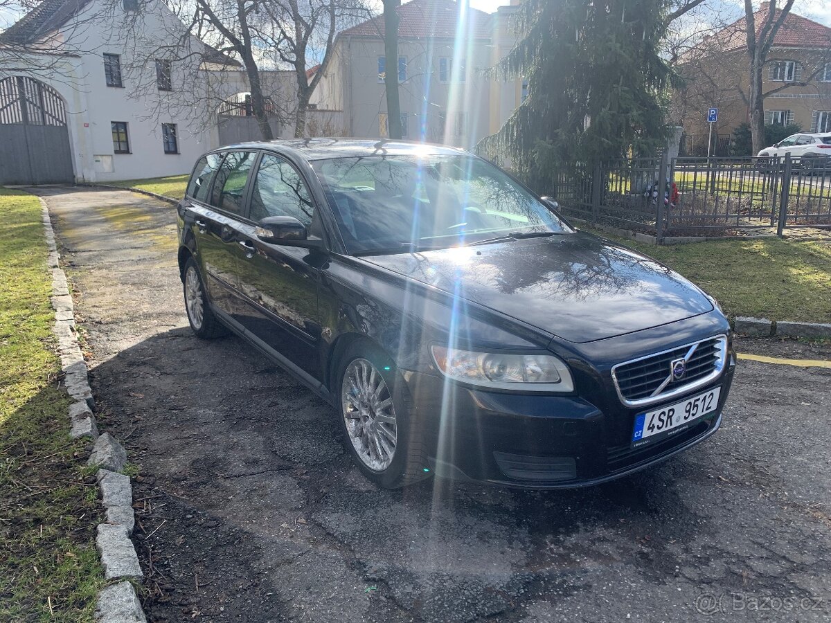 Volvo v50 2008 2.0 d 100 kw - 2