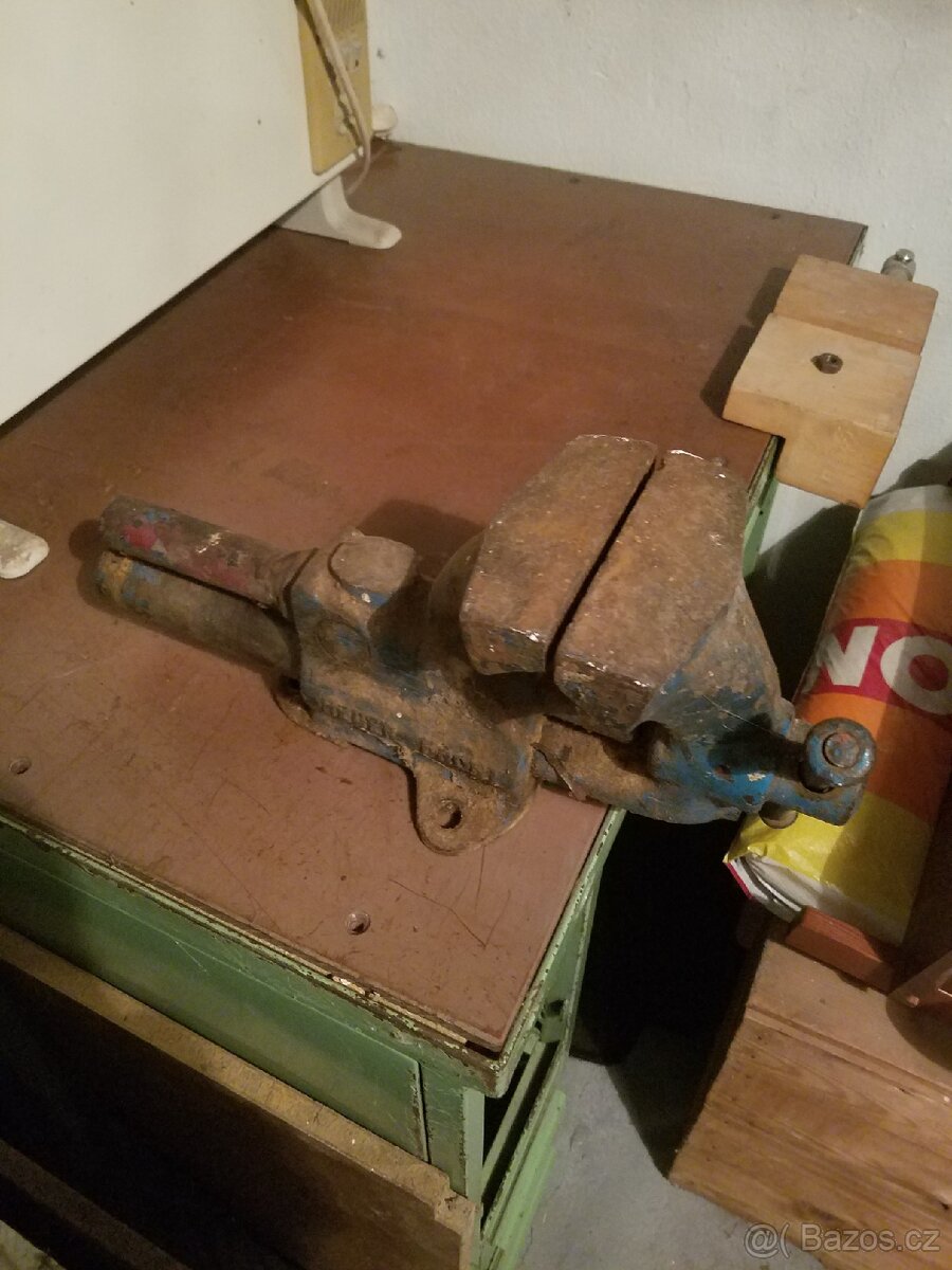 Prodám svěrák - 2