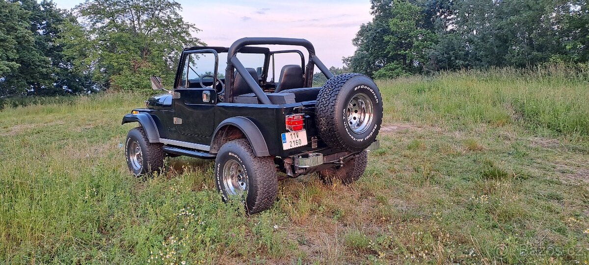 Jeep CJ7 - 2