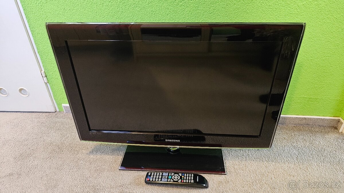 FullHD TV Samsung LE32B551 - 2