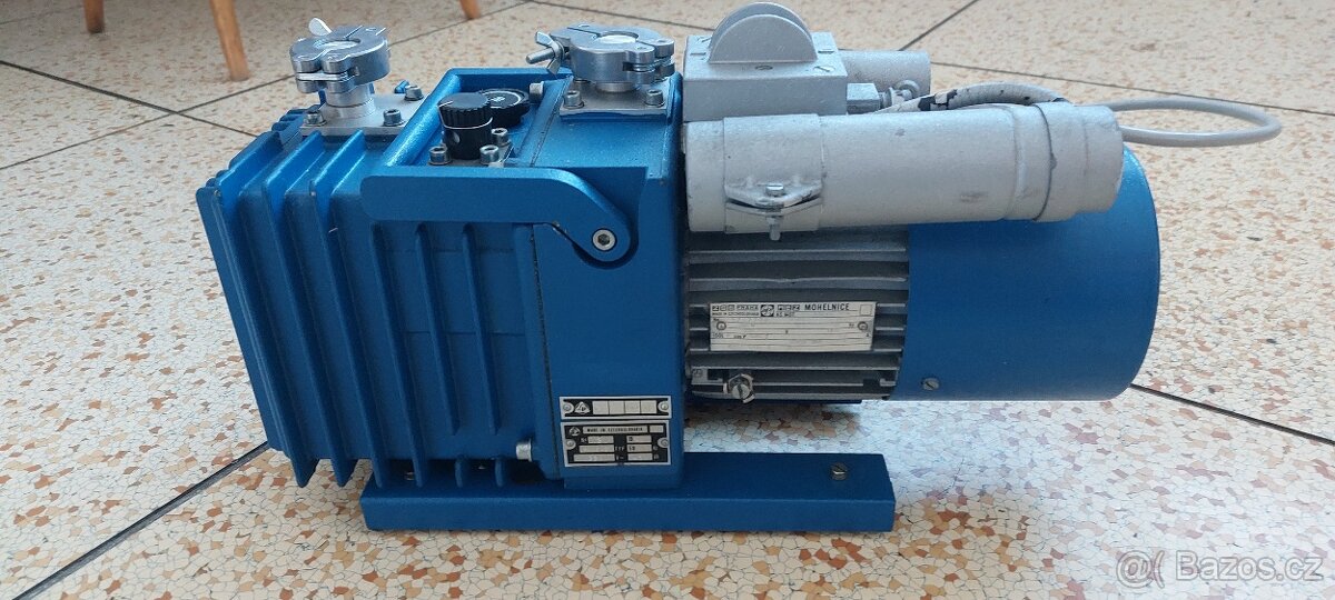 Olejová vývěva Lavat - 2