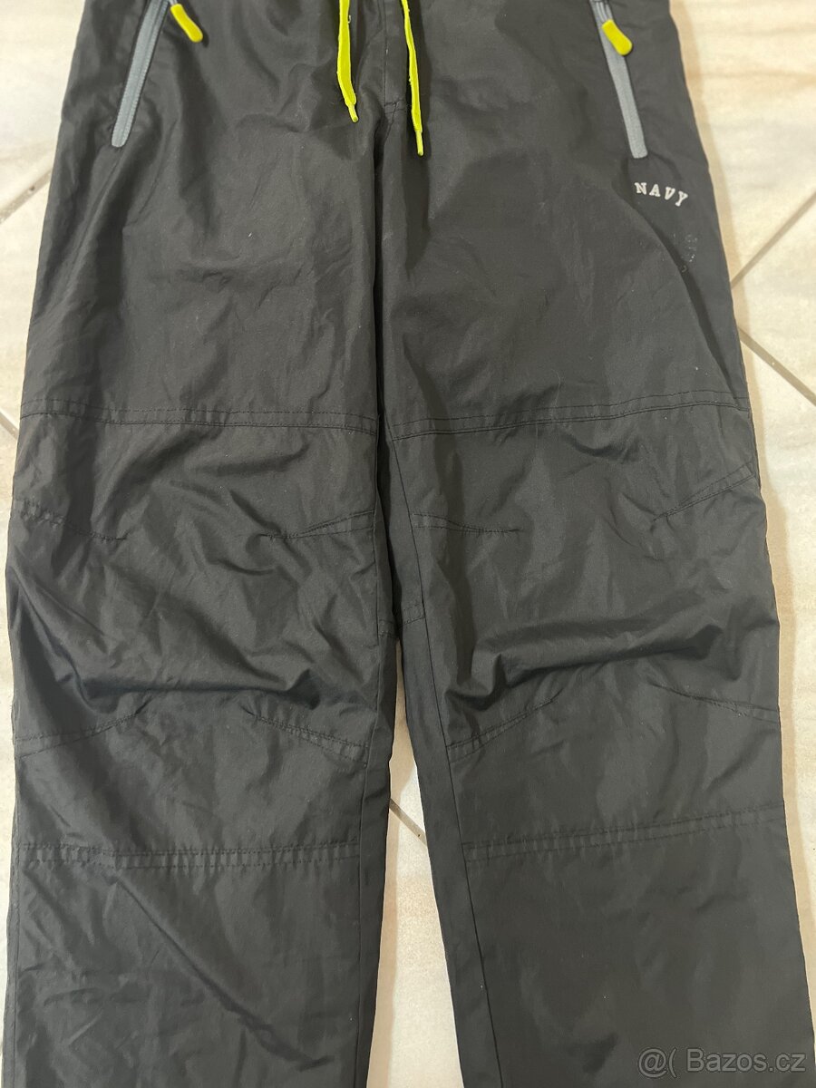 Šusťákové kalhoty Lewro. - 2