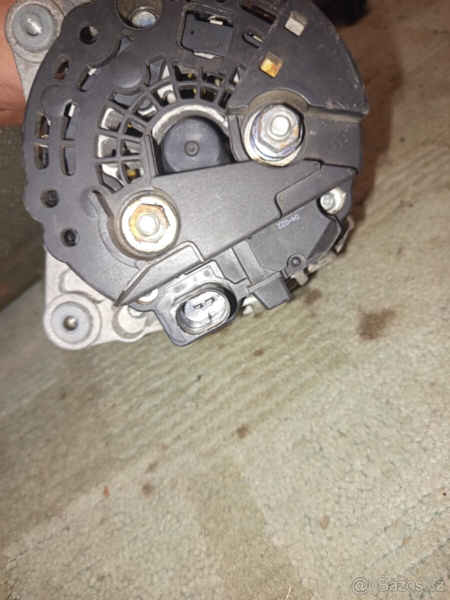 Alternátor Audi TT mk1 - 2