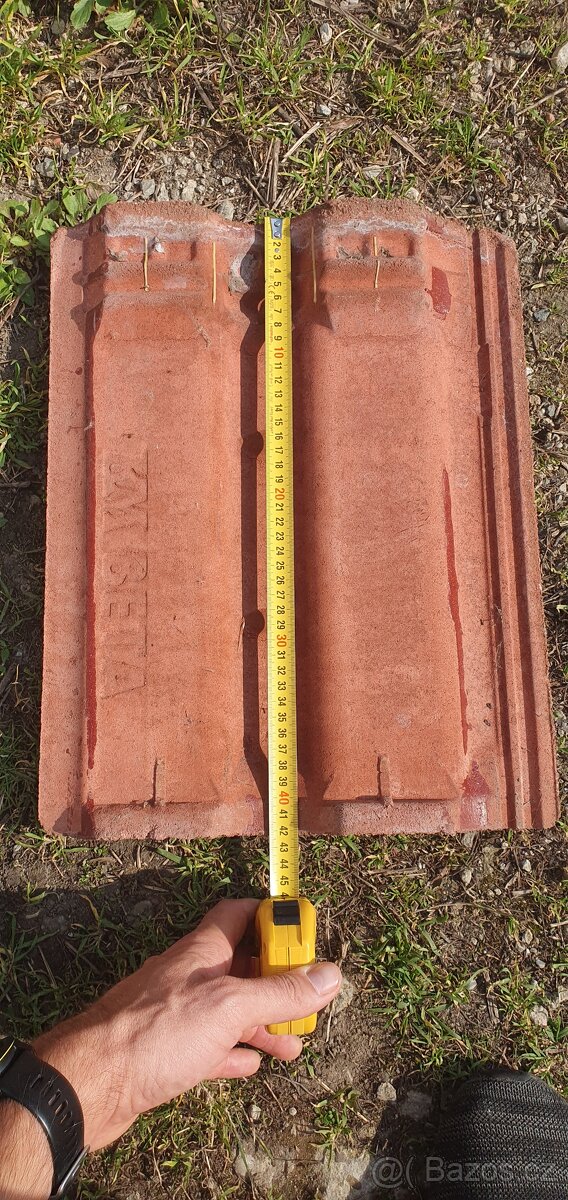 Prodám střešní Tašky - 2