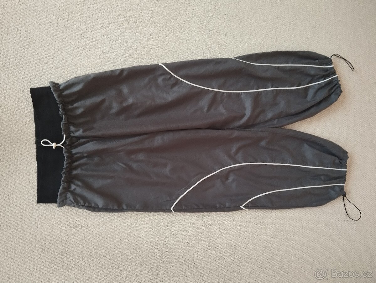 Kalhoty vel. S - výborný stav - 2