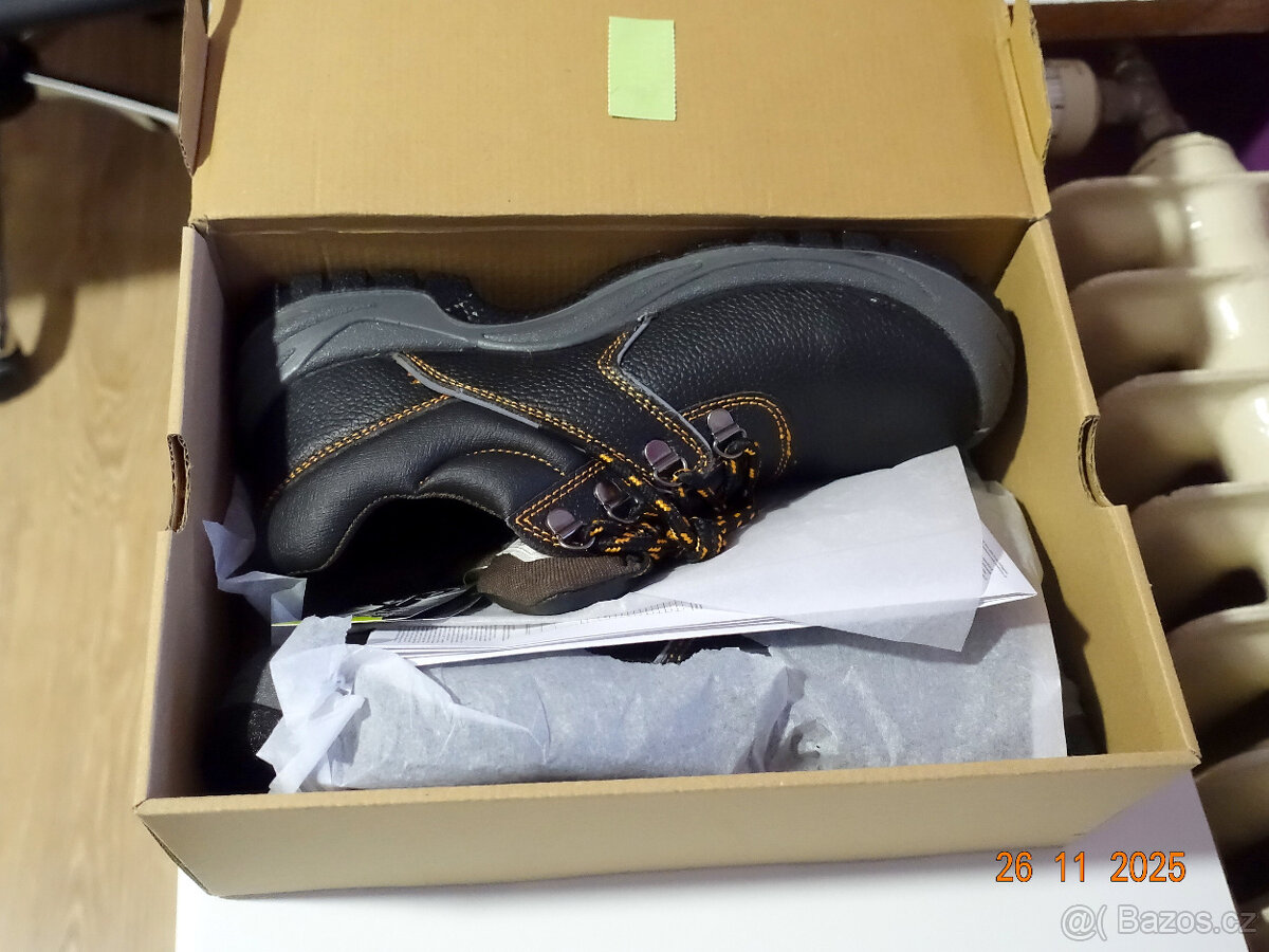 Pracovní obuv-vel.42 - 2