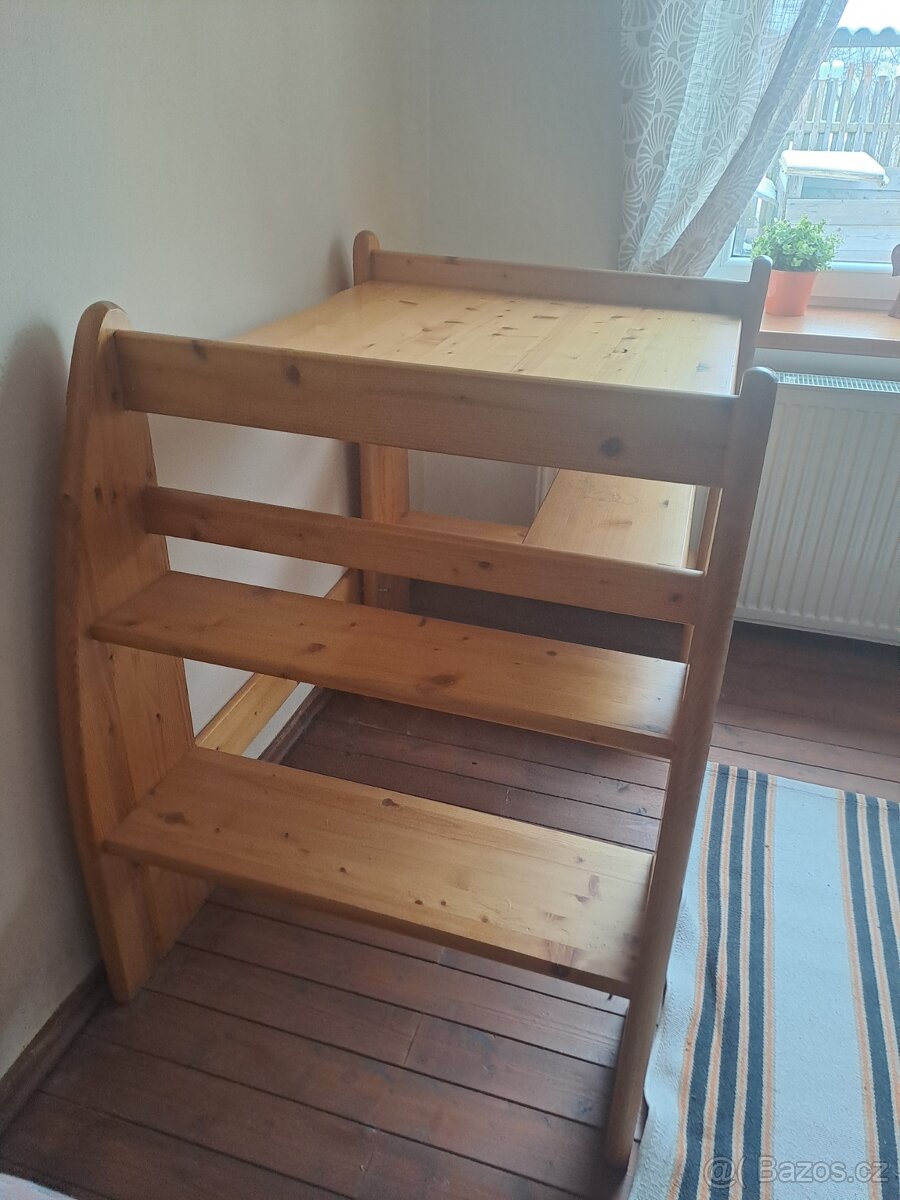 Přebalovací pult - 2