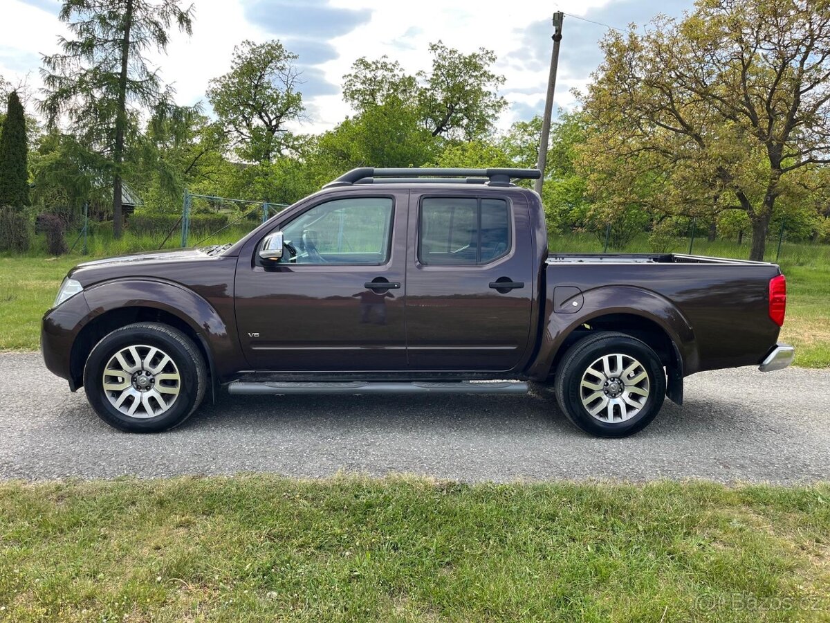 Nissan Navara D40 3,0DCI V6 170kw DOUBLECAB AUTOMAT KŮŽE 4X4