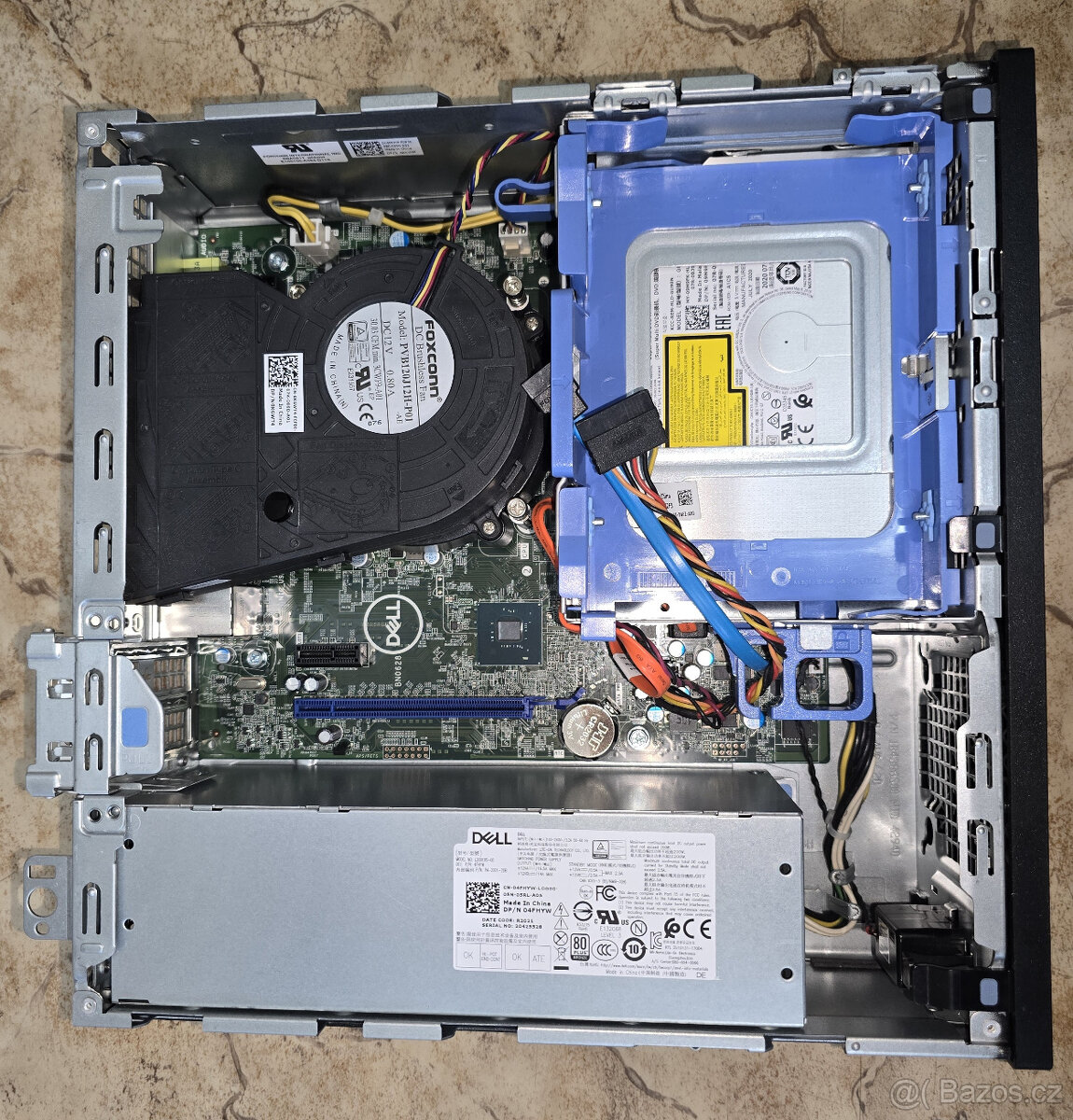 Dell OptiPlex 3070 SFF (dva kusy na prodej) - 2