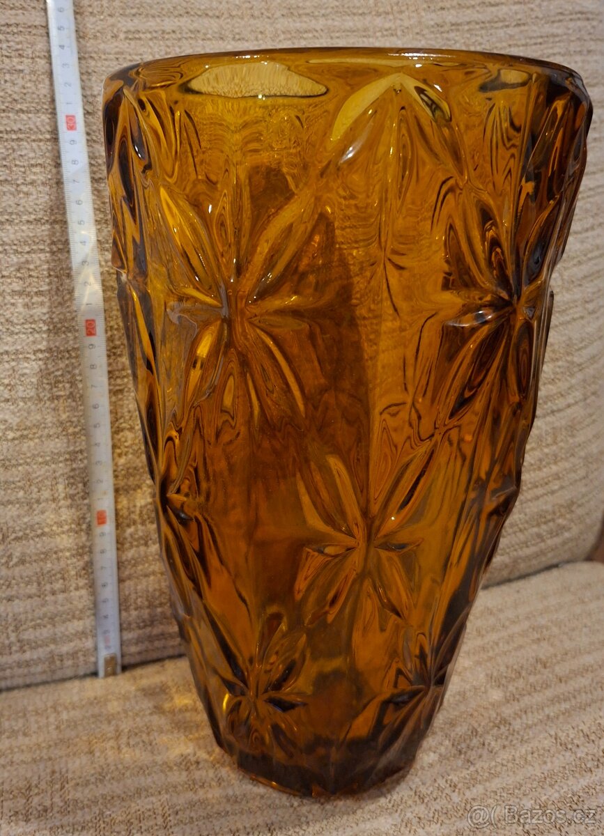 Skleněná hutní váza - 2