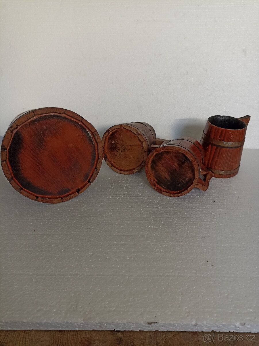 Pivní souprava z přírodního dřeva - 2