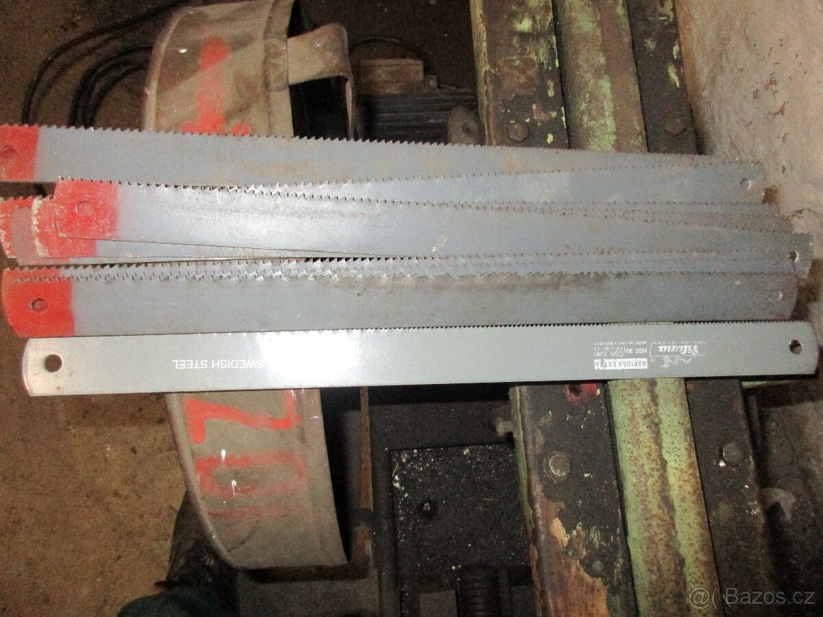 strojní pila - 2
