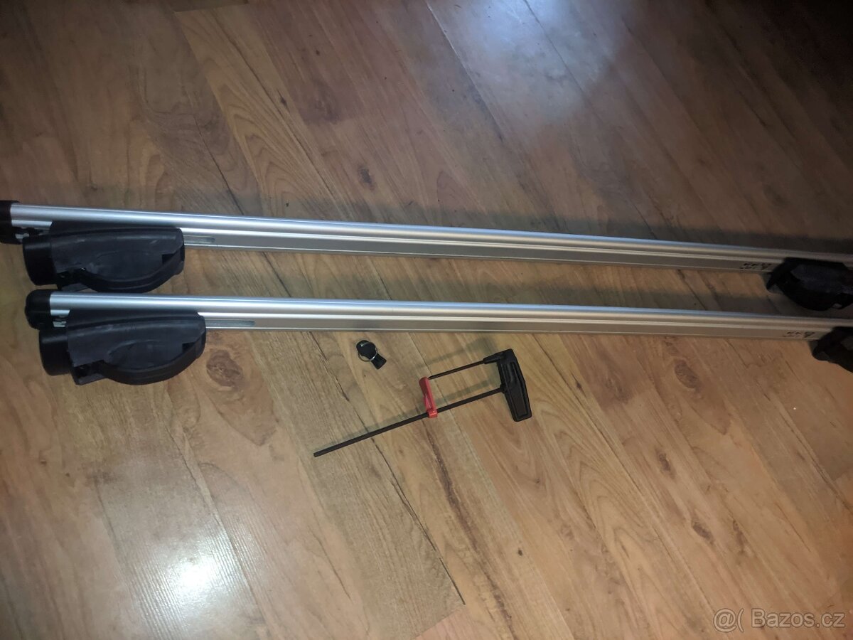 Příčníky a síťka RAV4 originální - 2