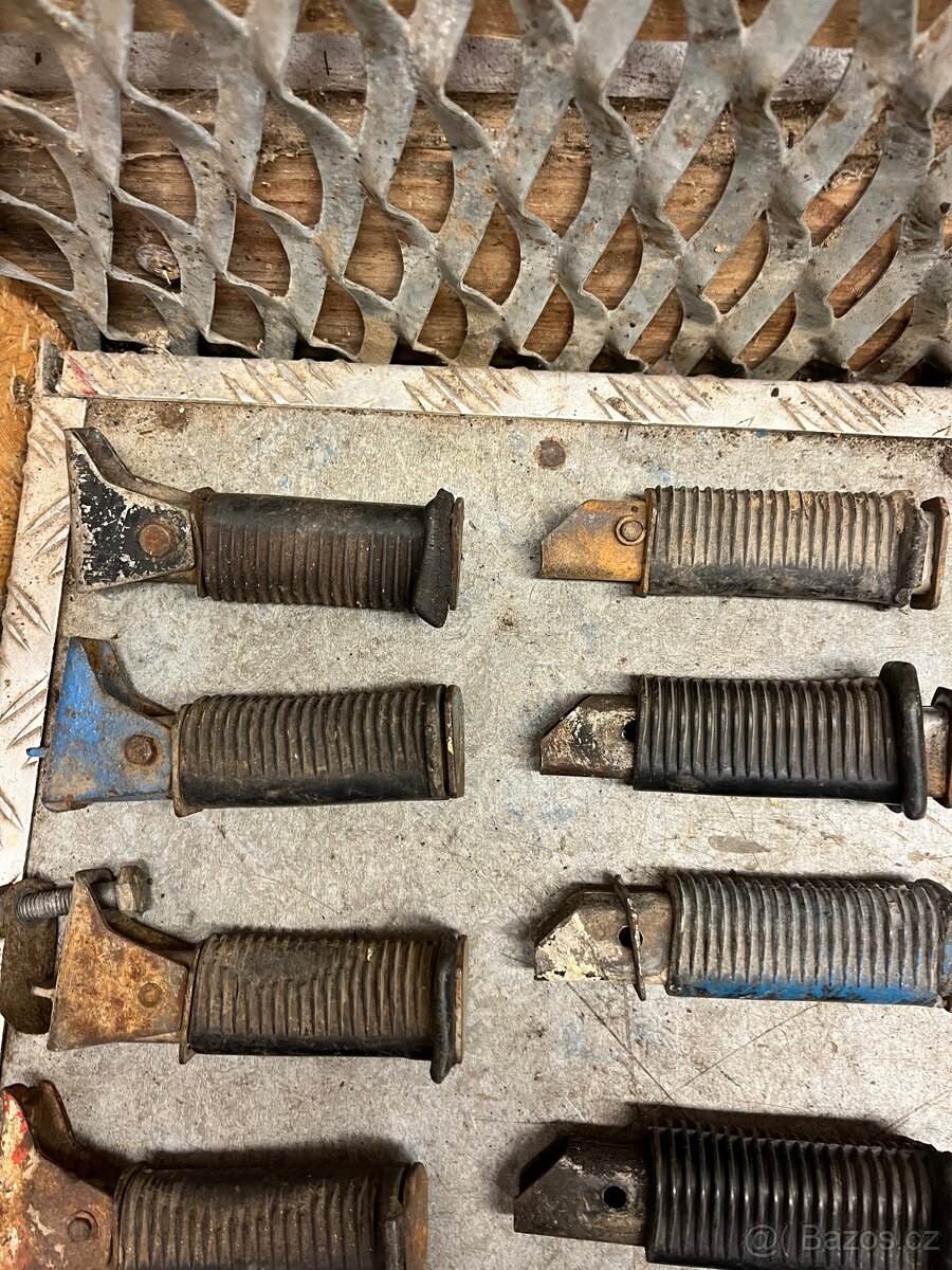 Zadní stupačky Jawa pionýr/mustang - 2