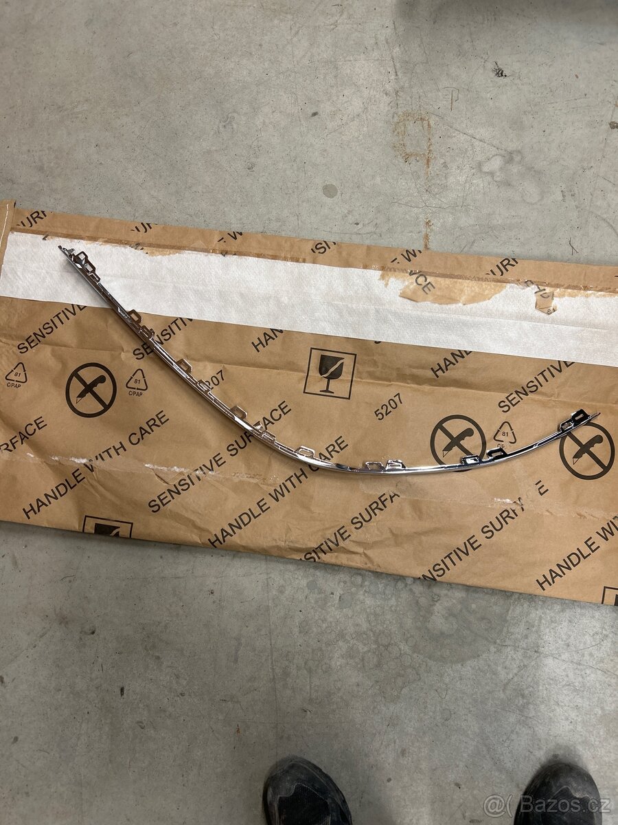 Levá lišta zadního nárazníku Passat 3G0853841 - 2