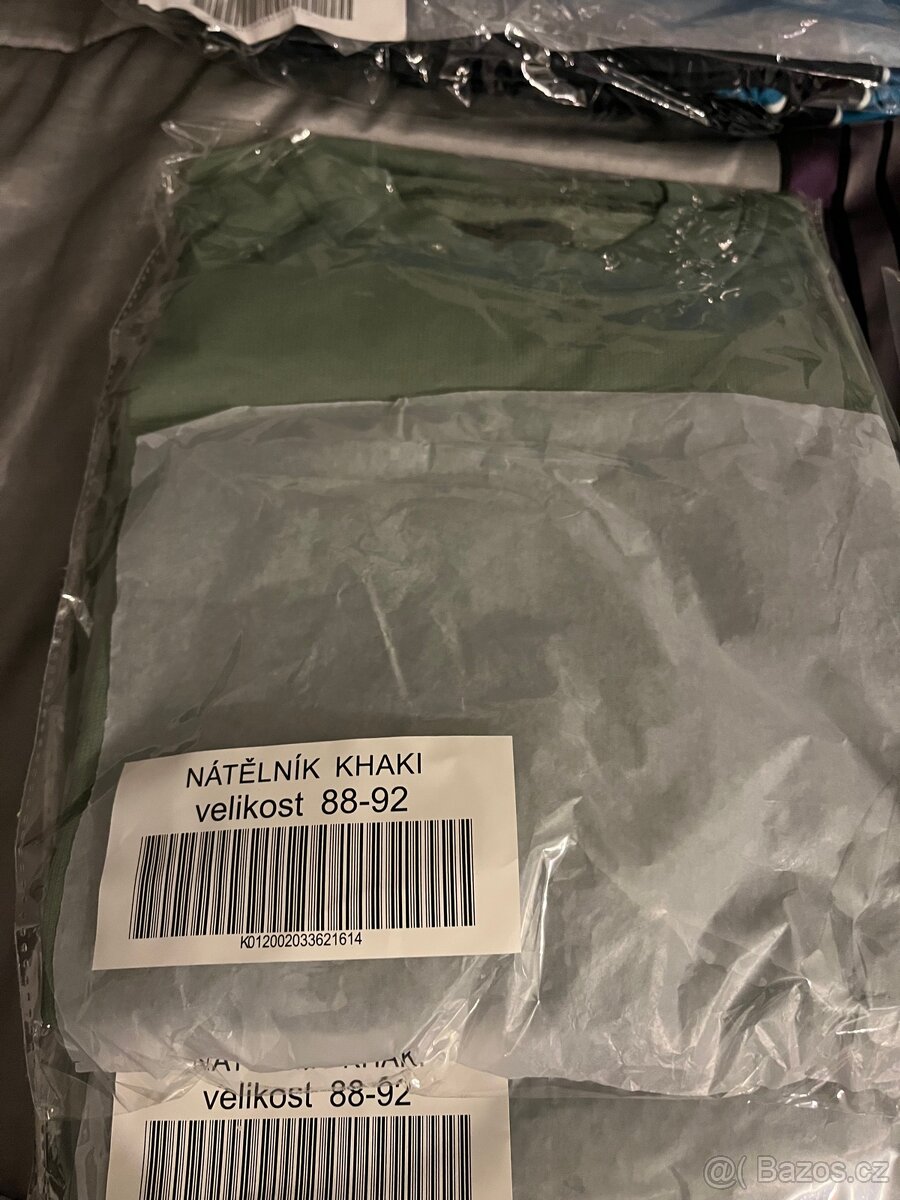 Trička, termo prádlo, ponožky, svetr apod, viz popisek - 2