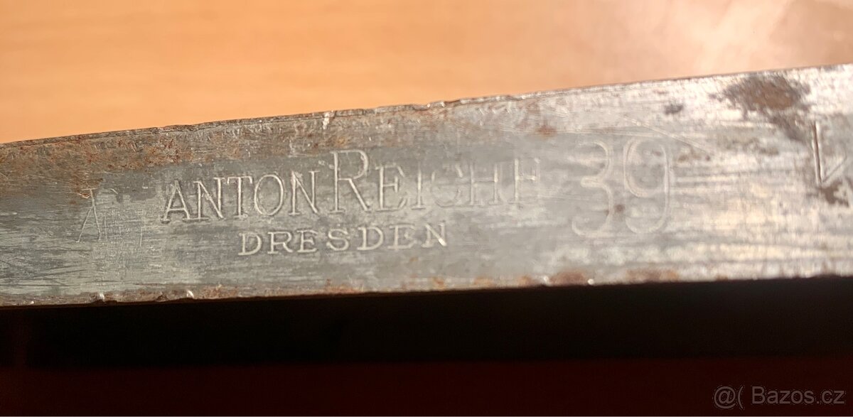 ANTON REICHE forma na čokoládu AUTÍČKO - 2