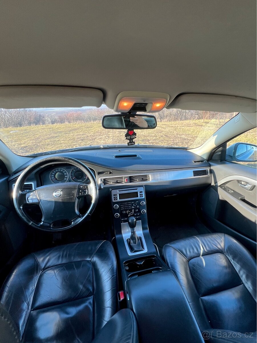 Volvo v70 d3 - 2
