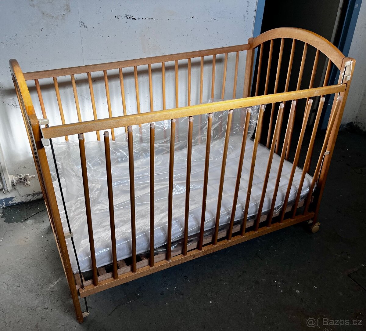 Dětská postýlka za odvoz - 2