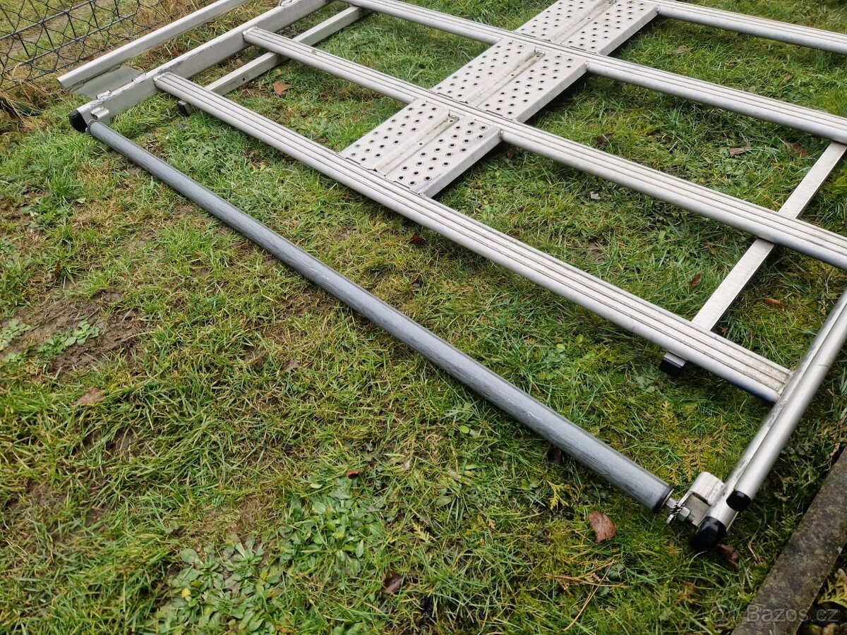 Stresni nosic - zahradka - 2