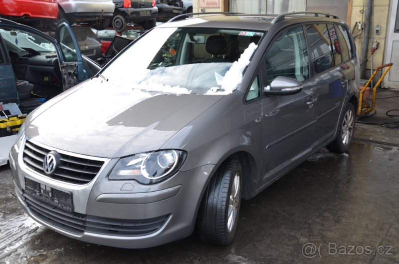 Volkswagen Touran 1.9 TDI "BLS" - náhradní díly - 2