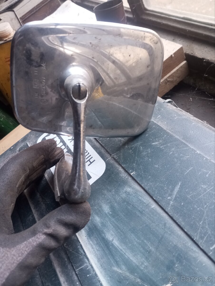 Zrcátko Škoda 105-120L - 2