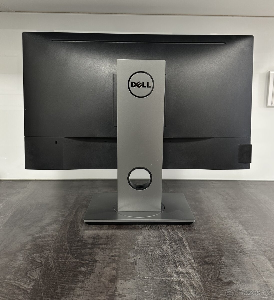 Monitor 23.8" Dell P2417H - plně funkční - 2
