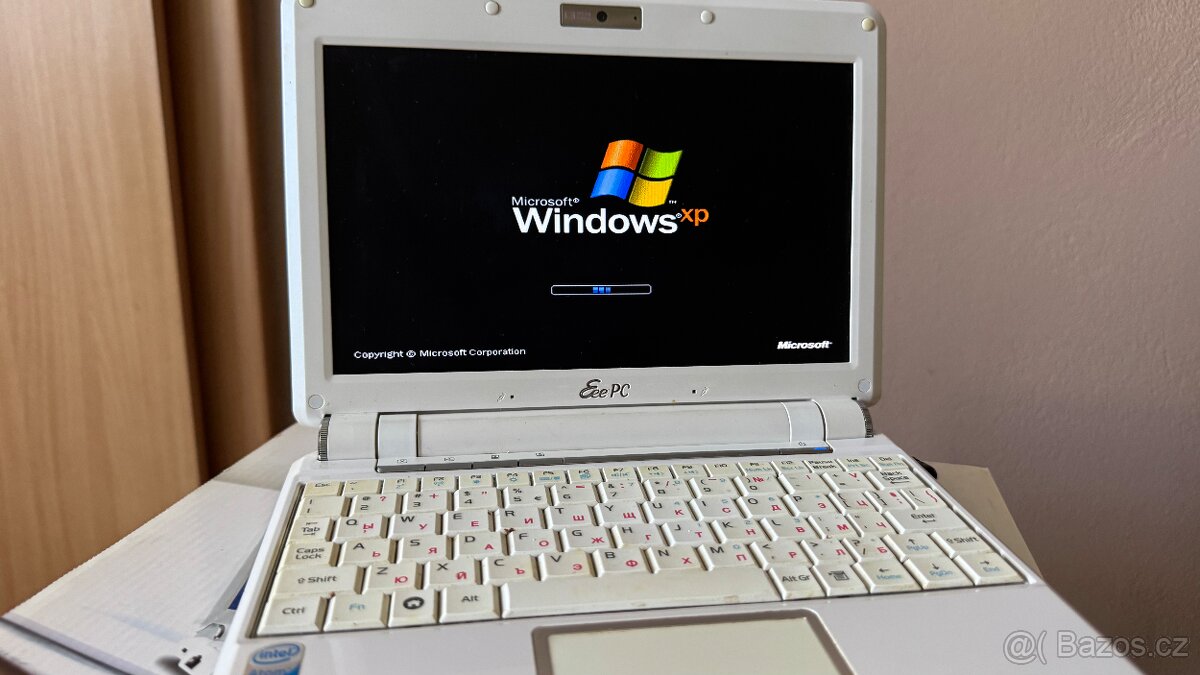 Prodám starší notebook - 2