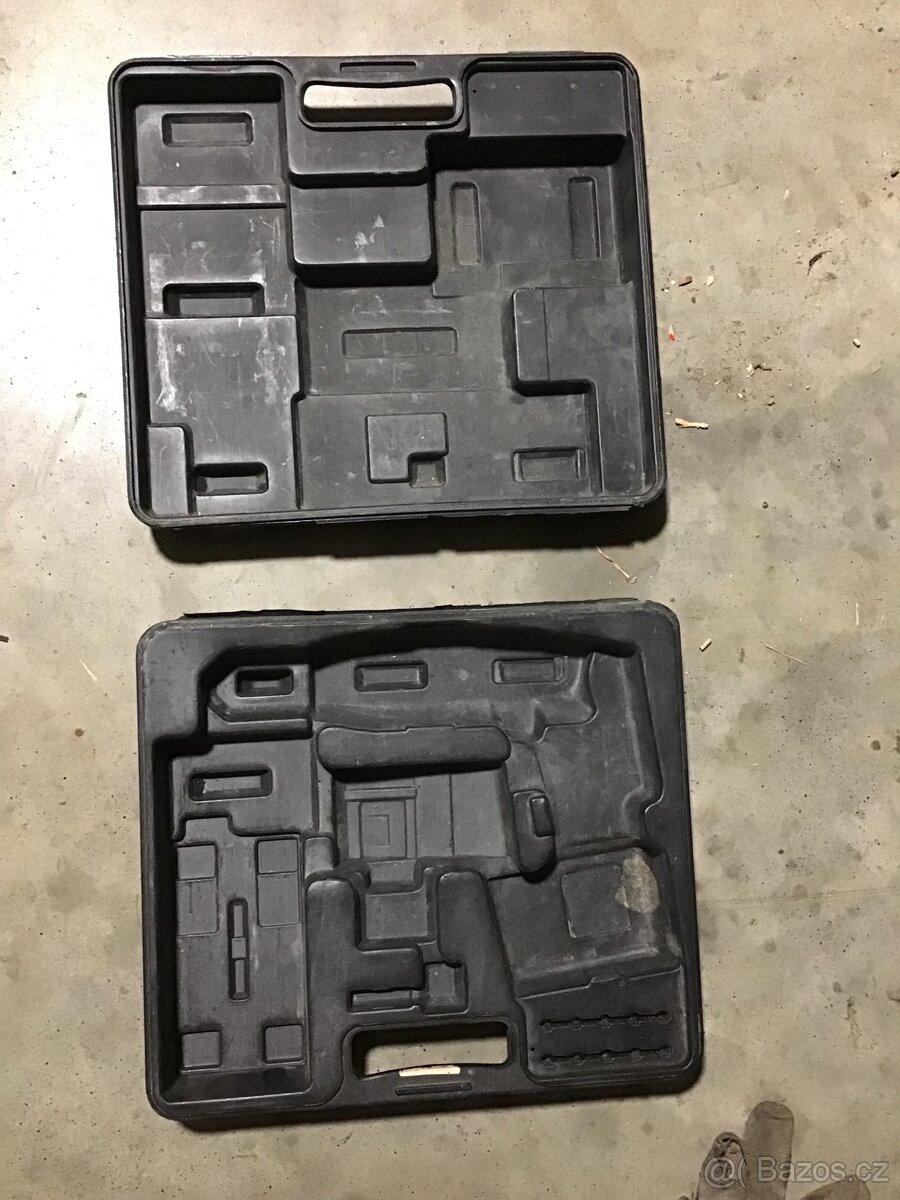 Narex nabíječka - 2