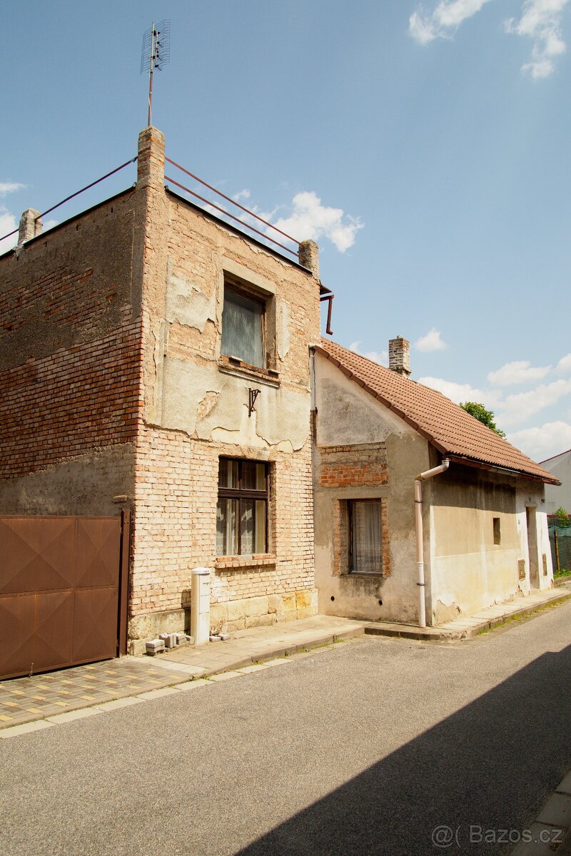 Prodám malý rodinný domek V Novém Bydžově - 2