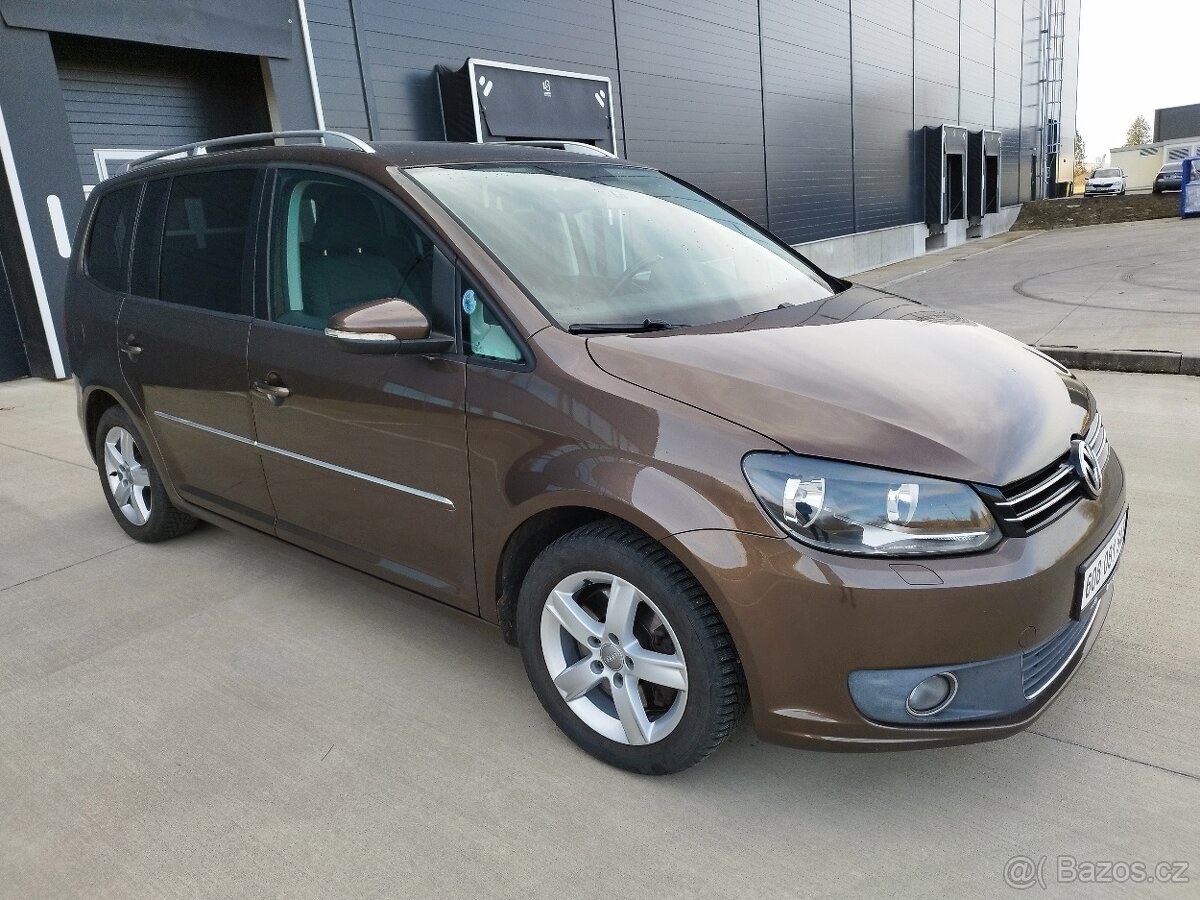 VW TOURAN 2.0TDI, 103KW, SERVISNÍ KNIHA - 2