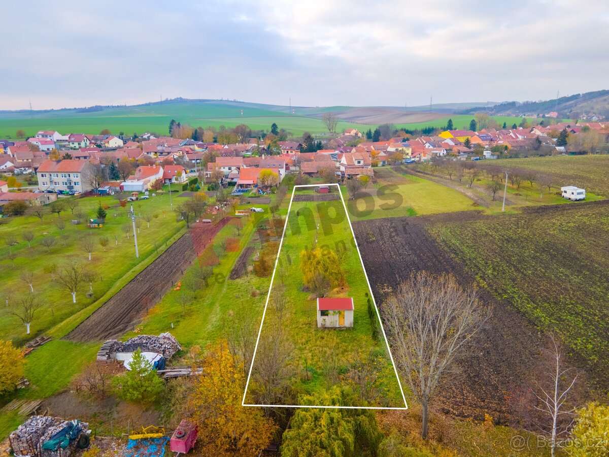 Prodej zahrady v Němčanech - 2