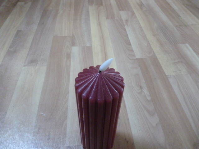 jako klasická svíčka,ale je na baterie - 2