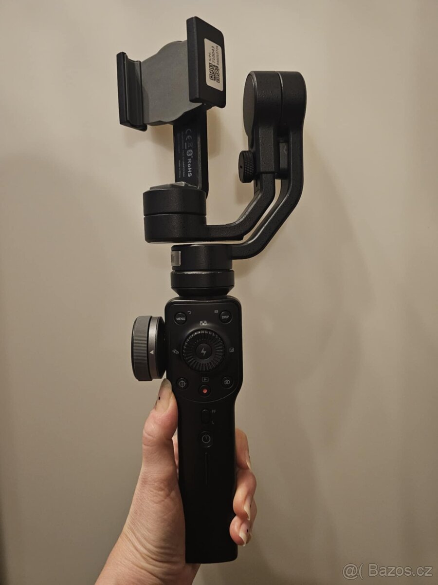 Nový Gimbal Zhiyun SMA04 - 2