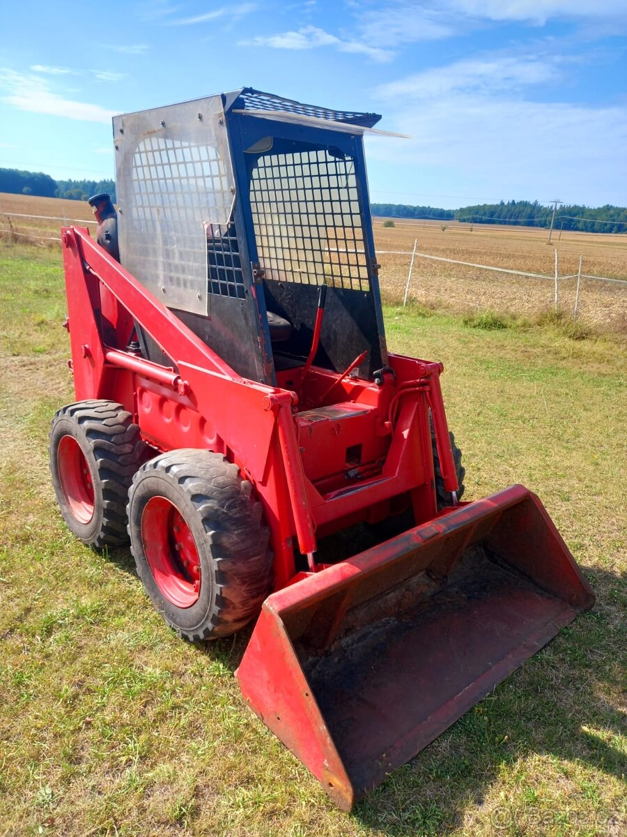 Smykový nakladač Bobcat - 2