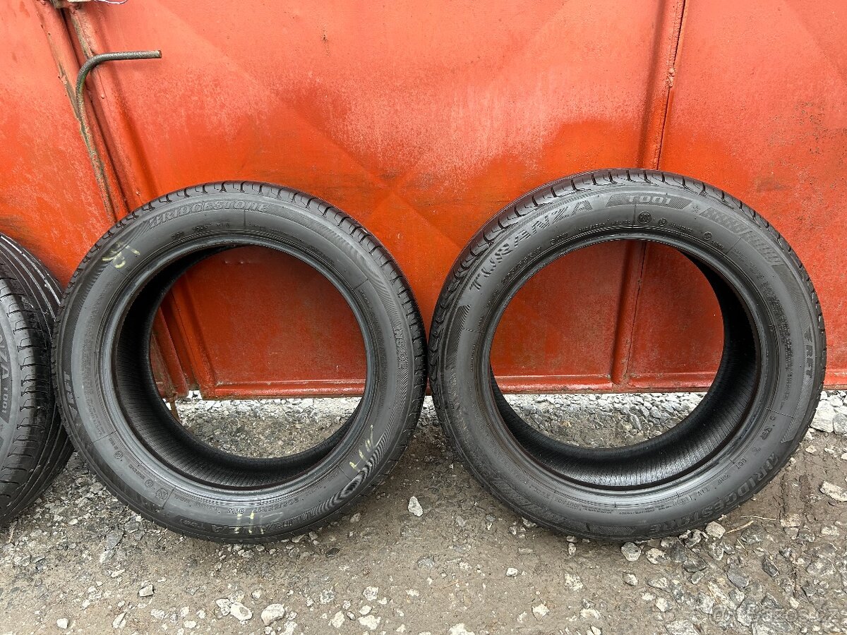 Prodám gumy 205/55/17 - 2