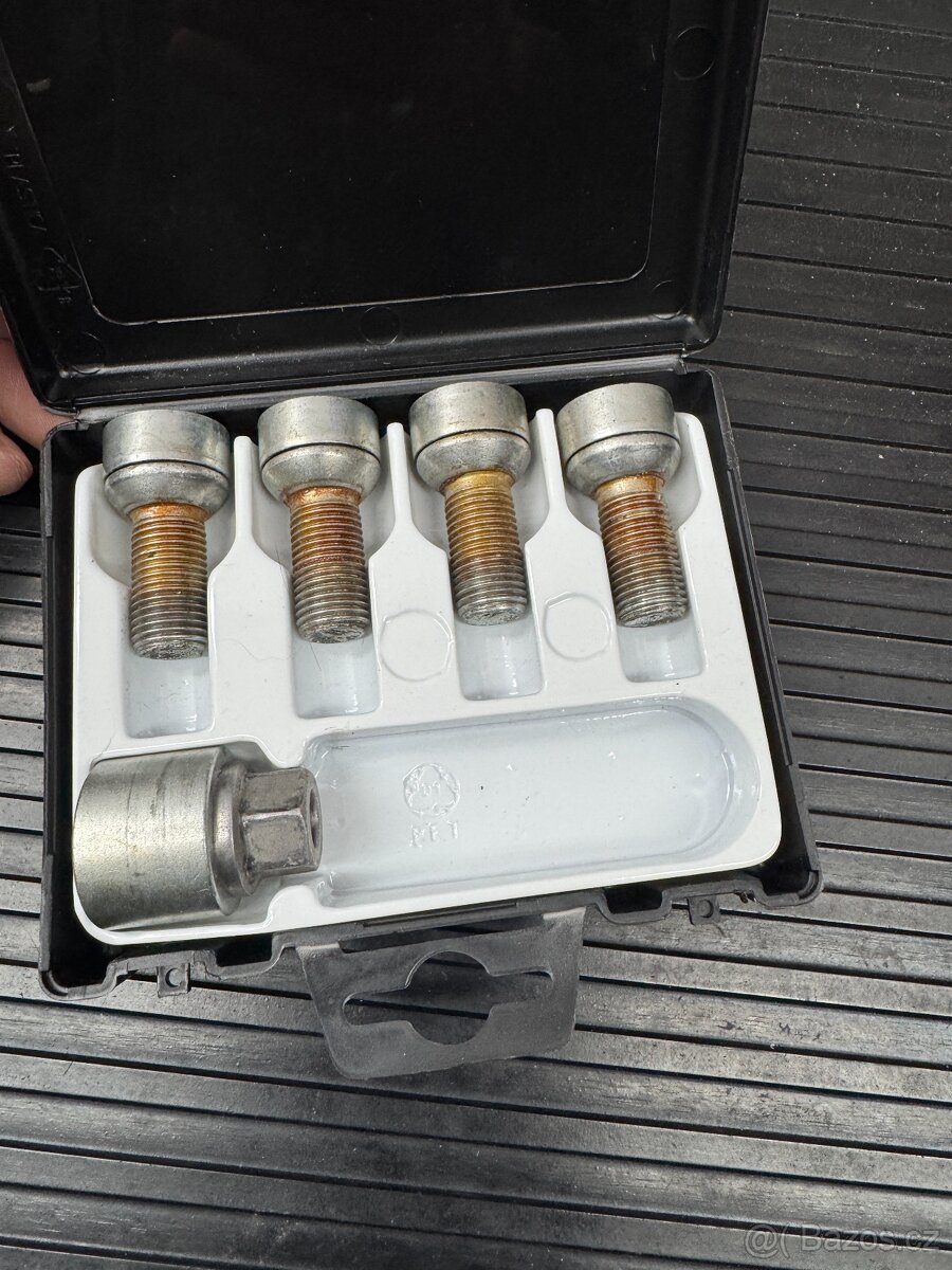 Bezpečnostní šrouby kol - 2