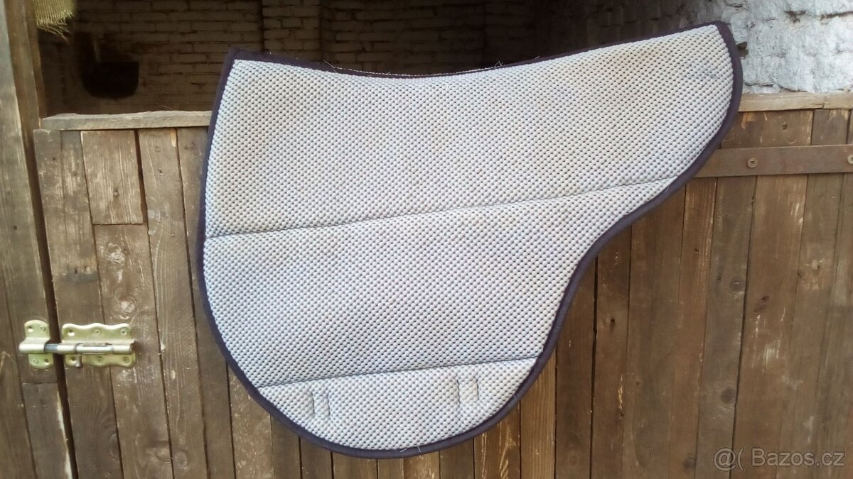 Vytrvalostní podsedlová dečka zn. HAF - 2