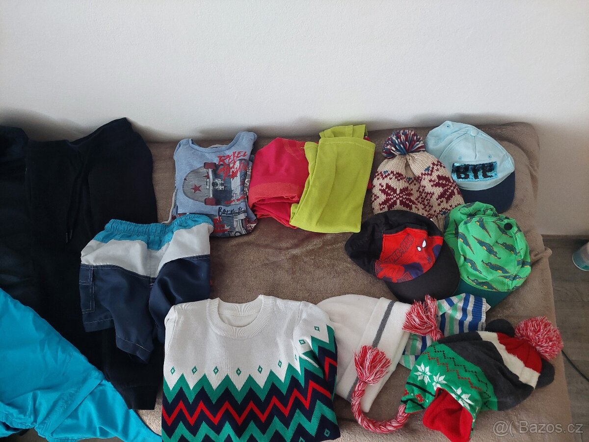 Oblečení 128-140 - 2