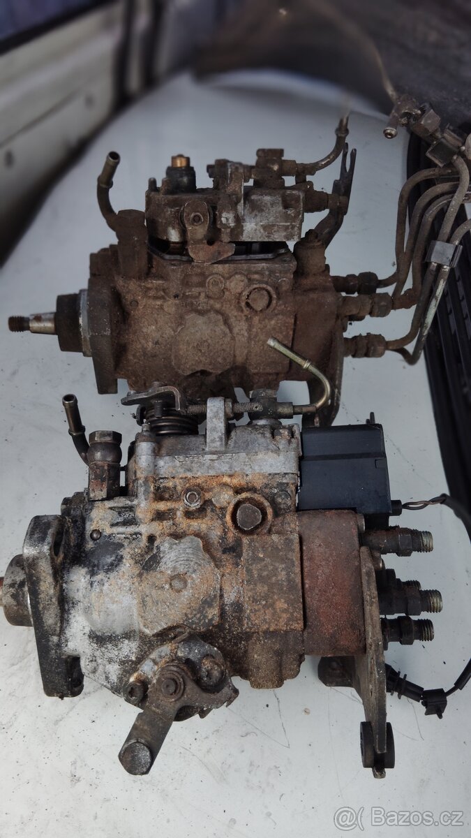 VW Transportér T4 2.4D Naftové čerpadlo . - 2