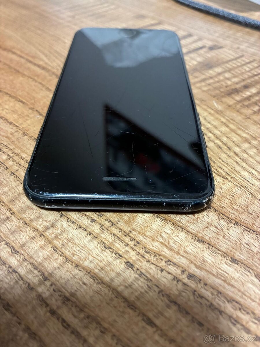 iPhone SE 2022 / SE3 128GB - 2