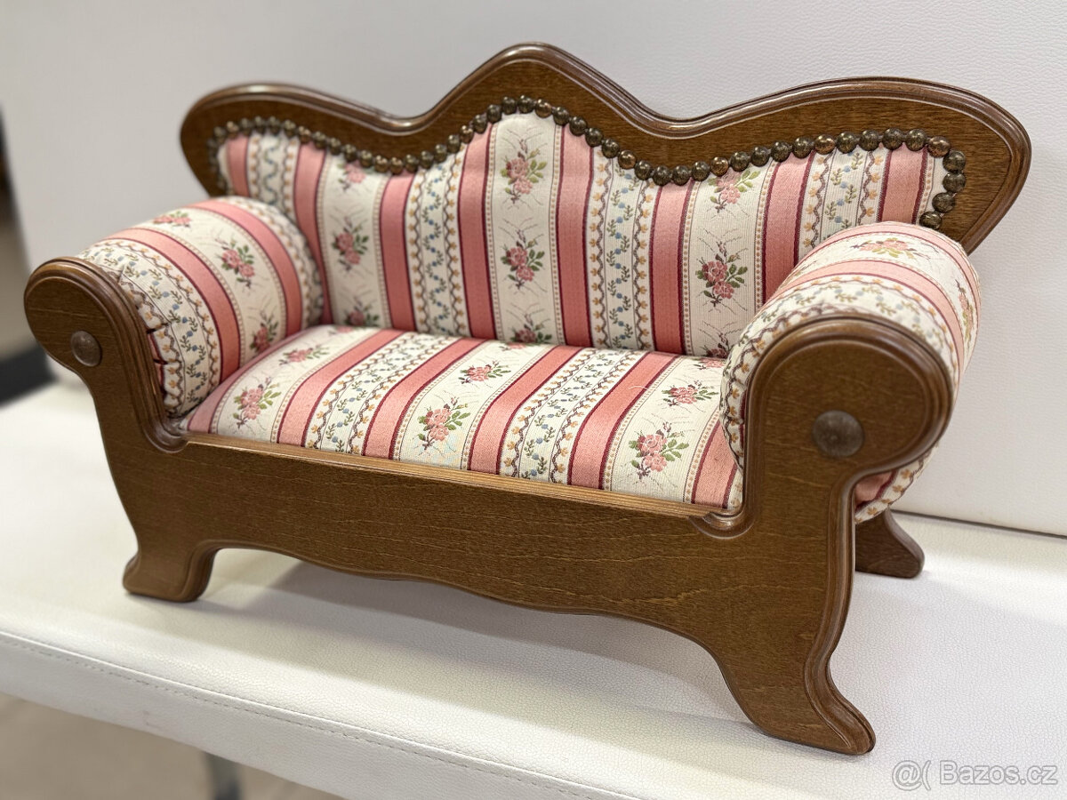 Sofá - pohovka pro panenky - 2