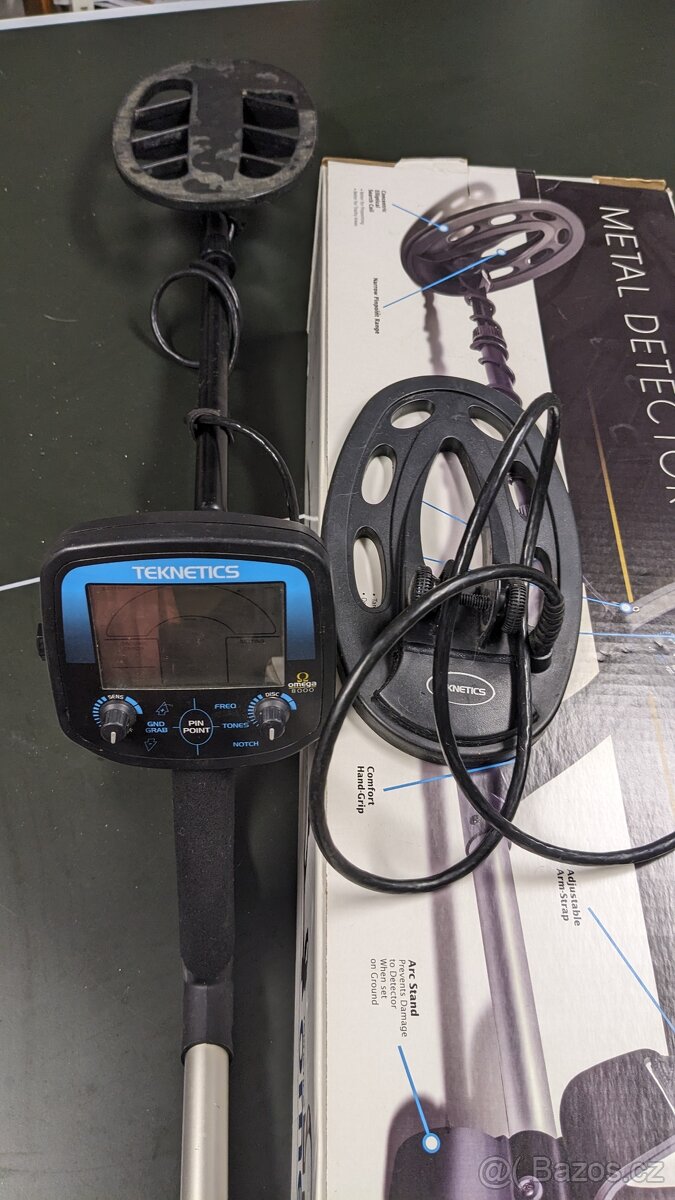 Detektor kovu Teknetics Omega 8000 PRO - 2
