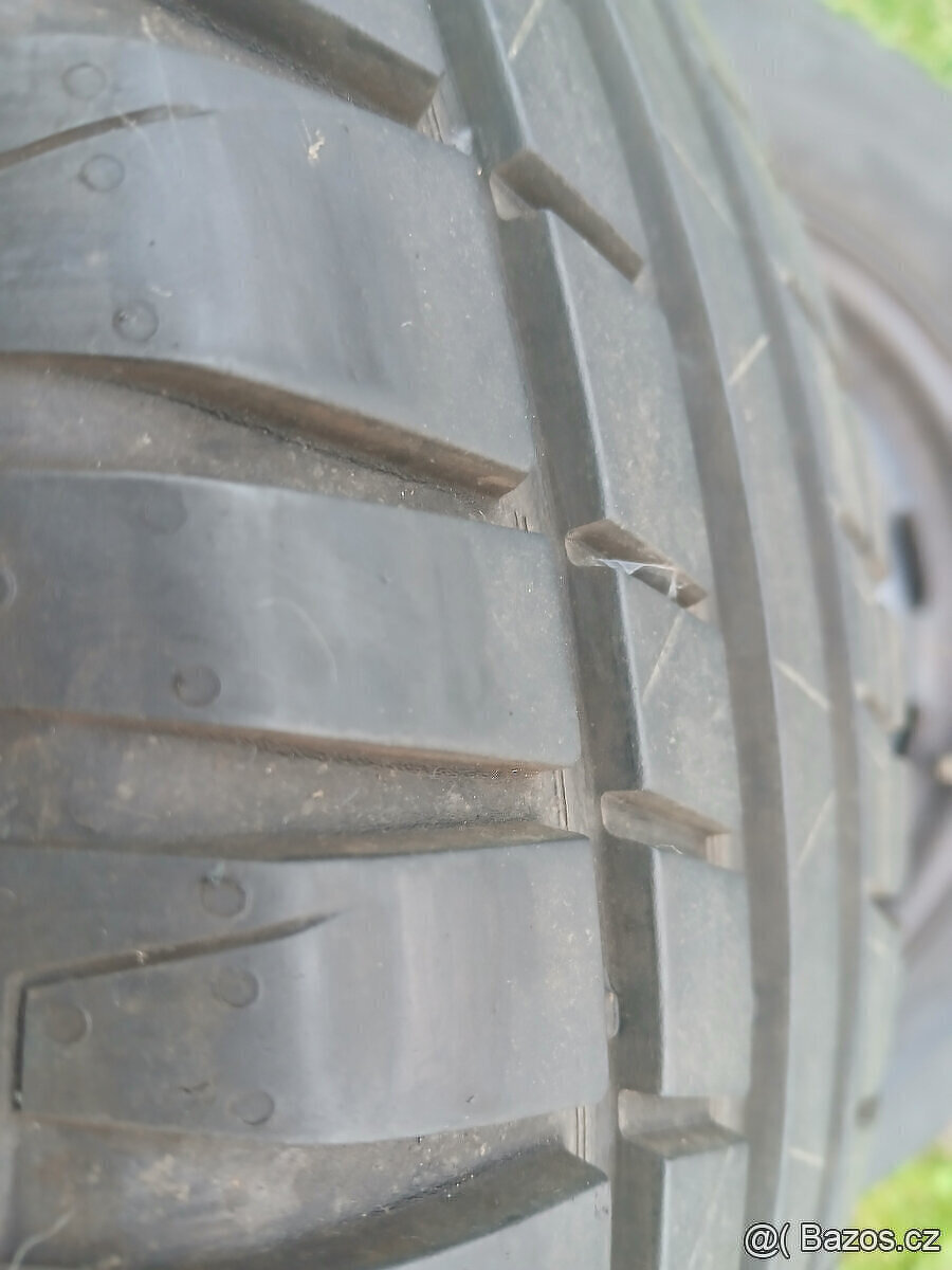 Sada 4 kol 195/65 R15 na Octavia 1 - 2